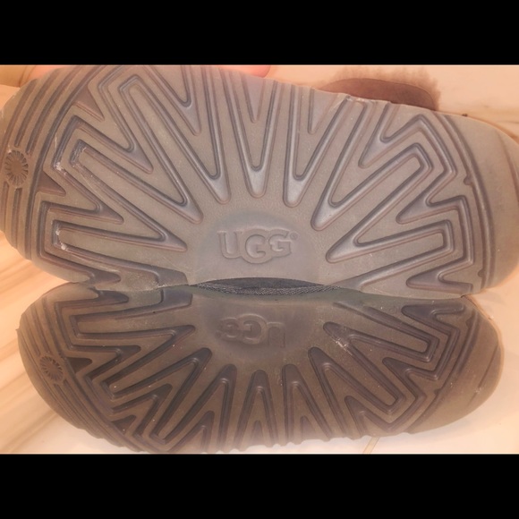 Kids ugg boots with bows - Picture 5 of 5